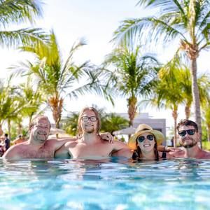 Meet your Posher, Greg